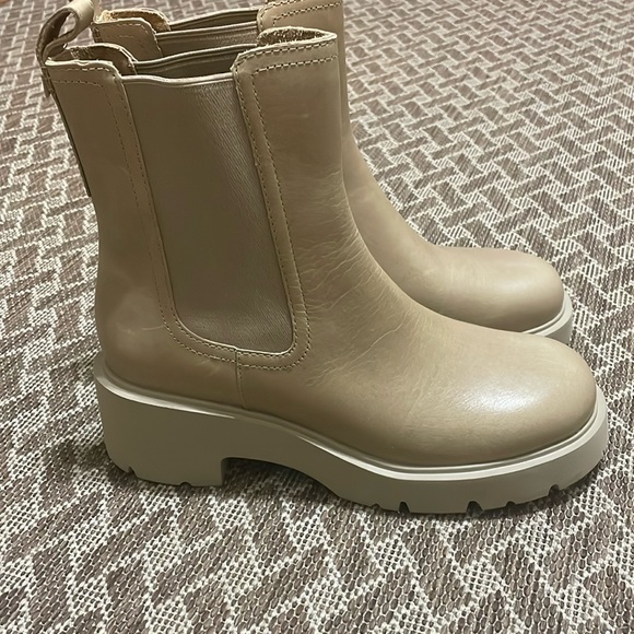 Camper Milah Women’s Chelsea Boot - Picture 1 of 4